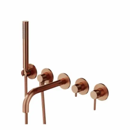Five-hole bath mixer in brushed copper